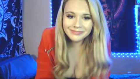 Snapshot of devyn_winter chatting on December 2025 10:58:01 PM devyn winter online show from December 2025 10:58:01 PM