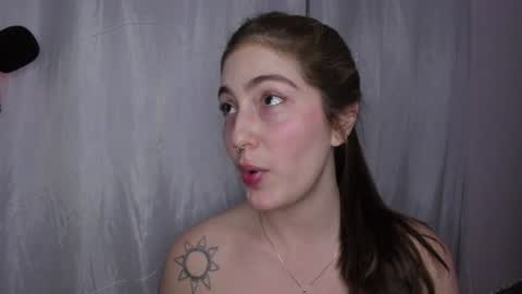 Snapshot of dexandlily chatting on December 2024 09:40:01 PM Dex and Lily online show from December 2024 09:40:01 PM