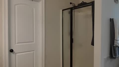 Dextercollins online show from September 2025 02:32:01 PM