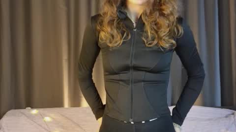 Kira online show from February 2026 06:19:02 AM