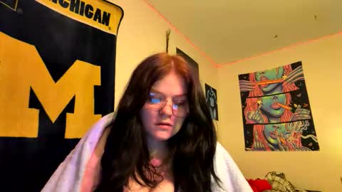 dezzydez354 online show from February 2026 02:52:01 AM