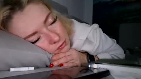 Snapshot of dgesika254182 chatting on January 2025 08:50:02 PM dgesika254182 online show from January 2025 08:50:02 PM