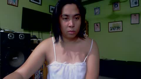 Dhalia lips online show from December 2025 07:45:02 AM