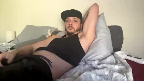 Snapshot of dharbison23 chatting on October 2025 06:59:01 PM dharbison23 online show from October 2025 06:59:01 PM