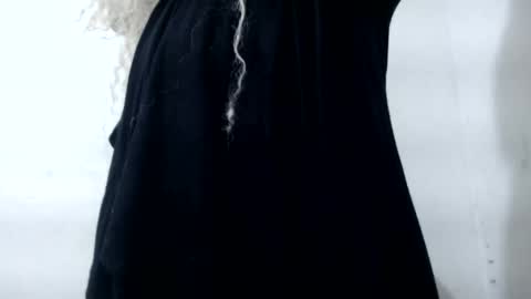 diabla_sexy22cm online show from December 2025 08:33:01 AM