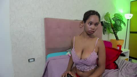 Snapshot of diabla_sexyboobs chatting on January 2025 03:15:02 AM D I A B L A online show from January 2025 03:15:02 AM