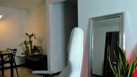 Diego online show from February 2025 12:51:01 AM