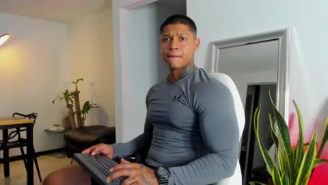 Diego online show from February 2025 11:02:01 PM