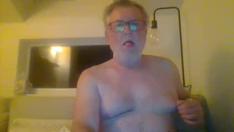 Snapshot of dial76 chatting on March 2025 03:05:02 AM dial76 online show from March 2025 03:05:02 AM