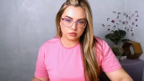 Kriss online show from May 2026 10:23:02 AM