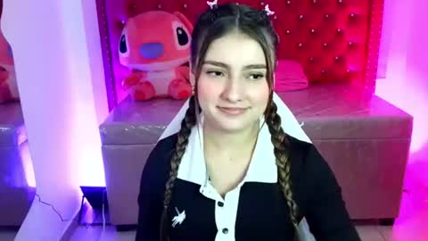 Snapshot of diamond_juliana_ chatting on June 2026 03:22:01 AM diamond_juliana_ online show from June 2026 03:22:01 AM