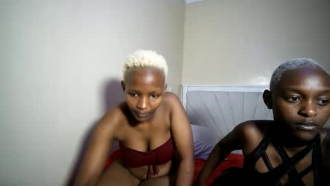Snapshot of diamond_siren chatting on June 2026 09:29:02 PM Cutie online show from June 2026 09:29:02 PM