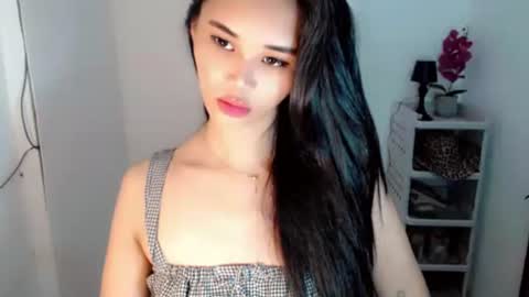 Snapshot of diamond_temptress chatting on June 2026 08:29:01 AM diamond_temptress online show from June 2026 08:29:01 AM