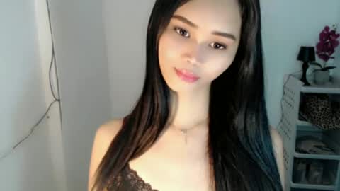 Snapshot of diamond_temptress chatting on June 2026 10:13:02 AM diamond_temptress online show from June 2026 10:13:02 AM