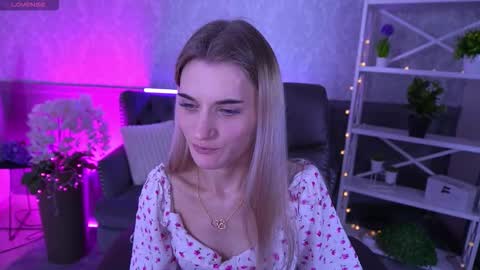 DiamondNina online show from February 2026 07:56:02 PM