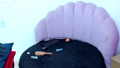 Diamont online show from February 2025 10:00:02 PM