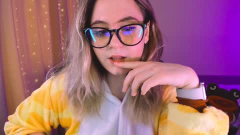 Diana online show from February 2025 09:05:02 AM