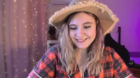 Diana online show from February 2025 12:36:01 PM