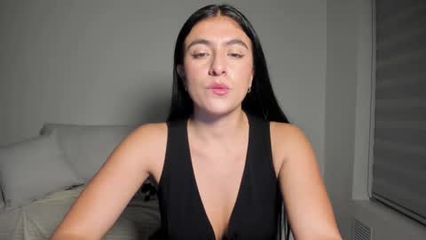 Snapshot of diana_jones_ chatting on December 2025 01:12:02 AM POCA online show from December 2025 01:12:02 AM