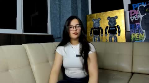 Hello my name is Carolina online show from October 2025 05:46:01 PM