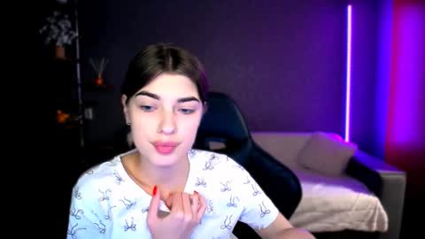 DIANA  online show from September 2025 05:13:01 PM