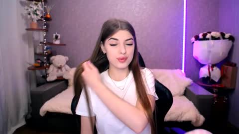 Snapshot of dianaa_lee chatting on February 2026 04:02:01 PM DIANA online show from February 2026 04:02:01 PM