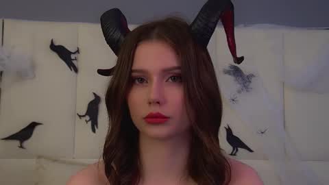 Diana online show from November 2025 12:34:02 AM