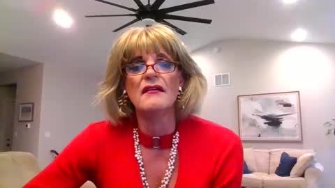 Snapshot of dianeheels chatting on January 2025 02:46:02 PM dianeheels online show from January 2025 02:46:02 PM