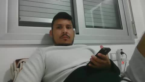 diangohetero21cm online show from December 2024 07:04:02 PM