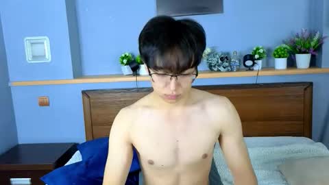 Adam online show from February 2026 02:28:01 PM