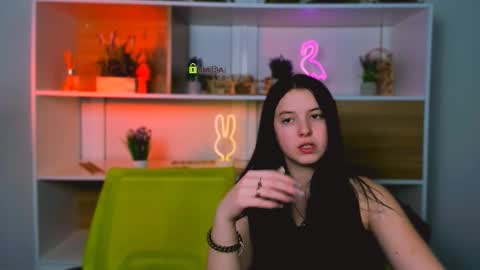 diara ti online show from December 2025 07:21:01 PM