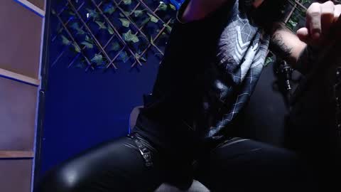 DICAPRIO online show from December 2025 05:17:02 AM