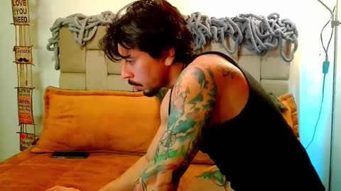 Snapshot of dickdamian_ chatting on March 2025 05:17:02 PM Damin online show from March 2025 05:17:02 PM