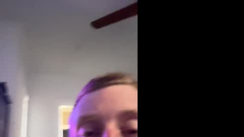 Snapshot of dickeddownunder chatting on October 2025 06:55:01 AM dickeddownunder online show from October 2025 06:55:01 AM