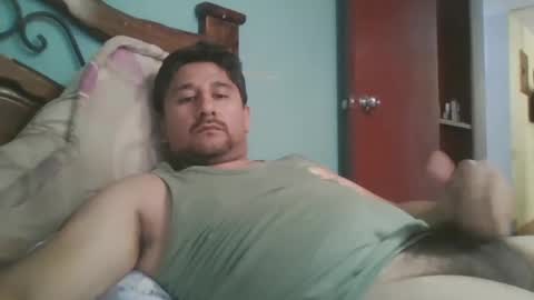 Snapshot of dickeduardo chatting on February 2025 10:29:02 PM dickeduardo online show from February 2025 10:29:02 PM