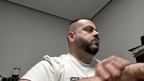 Snapshot of dicktracy_86 chatting on December 2024 05:32:01 PM DANI online show from December 2024 05:32:01 PM