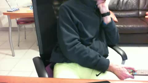 didonc from france..... online show from March 2026 07:58:02 PM