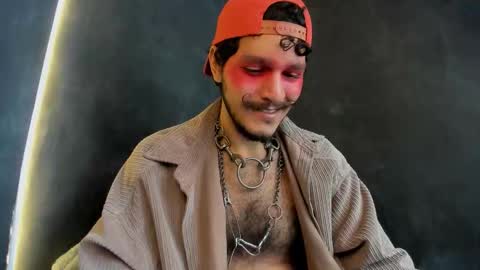 Snapshot of diemond_latinx98 chatting on December 2025 04:24:02 PM diemond_latinx98 online show from December 2025 04:24:02 PM