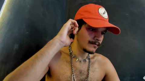 diemond_latinx98 online show from December 2025 07:10:01 PM