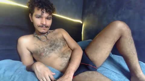 diemond_latinx98 online show from February 2026 04:03:02 PM