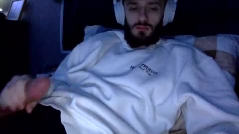 Snapshot of digbicknik chatting on February 2025 08:32:02 AM digbicknik online show from February 2025 08:32:02 AM