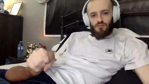 Snapshot of digbicknik chatting on February 2025 04:29:01 PM digbicknik online show from February 2025 04:29:01 PM