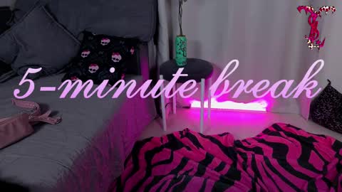 digitalhoe online show from June 2026 08:43:01 PM
