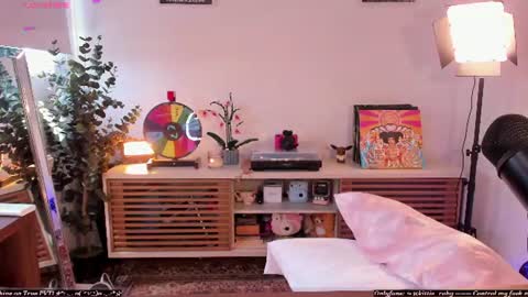 Estef  Ger     online show from July 2026 03:40:02 PM