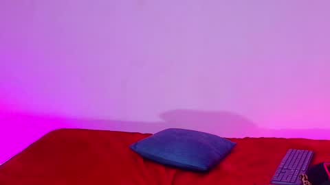 Snapshot of diiosa_latina chatting on April 2026 02:27:02 AM diiosa_latina online show from April 2026 02:27:02 AM