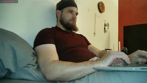 Snapshot of dikdowndaddy chatting on December 2025 01:05:01 PM Daddy online show from December 2025 01:05:01 PM