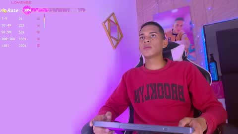 Dilan online show from November 2025 08:16:01 PM