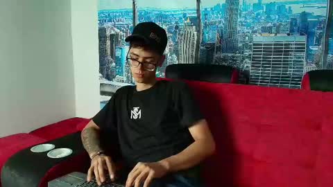 dilan cock  online show from January 2025 01:00:02 AM