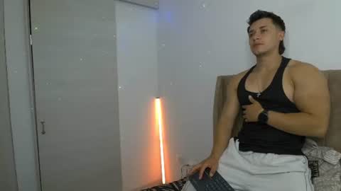 Dilan Coy online show from July 2026 10:16:01 PM