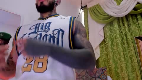 dilan_scootk_ online show from January 2026 07:19:01 PM